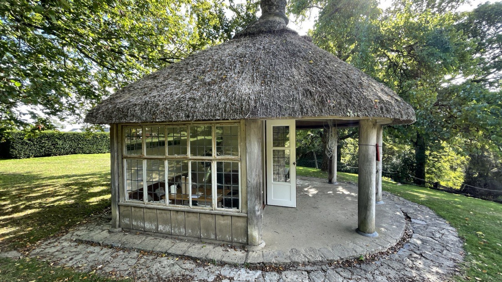 Ivan Karpov, ˈkʌr(ə)nt, 2022_Dartington Estate, UK, 2022 © CYLAND_Image by Anna Frants_6